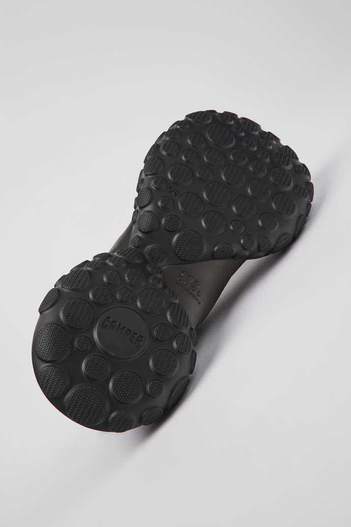 Camper Pelotas Mars - Schwarzer Damensneaker aus Nubukleder und Textil