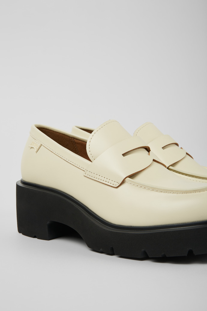 Camper Milah - Weißer Damenloafer aus Leder
