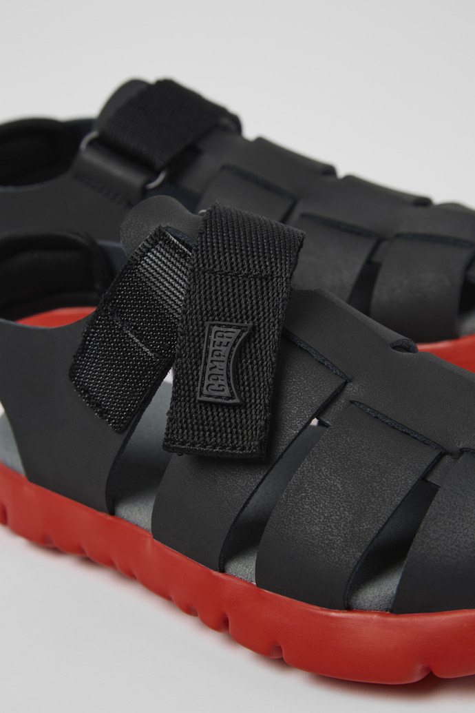 Camper Oruga - Schwarze Sandalen aus Leder/Textil