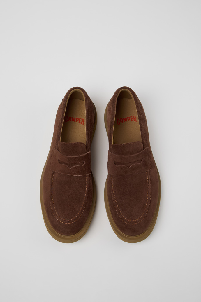 Camper Norman - Brauner Herrenschuh aus Veloursleder.
