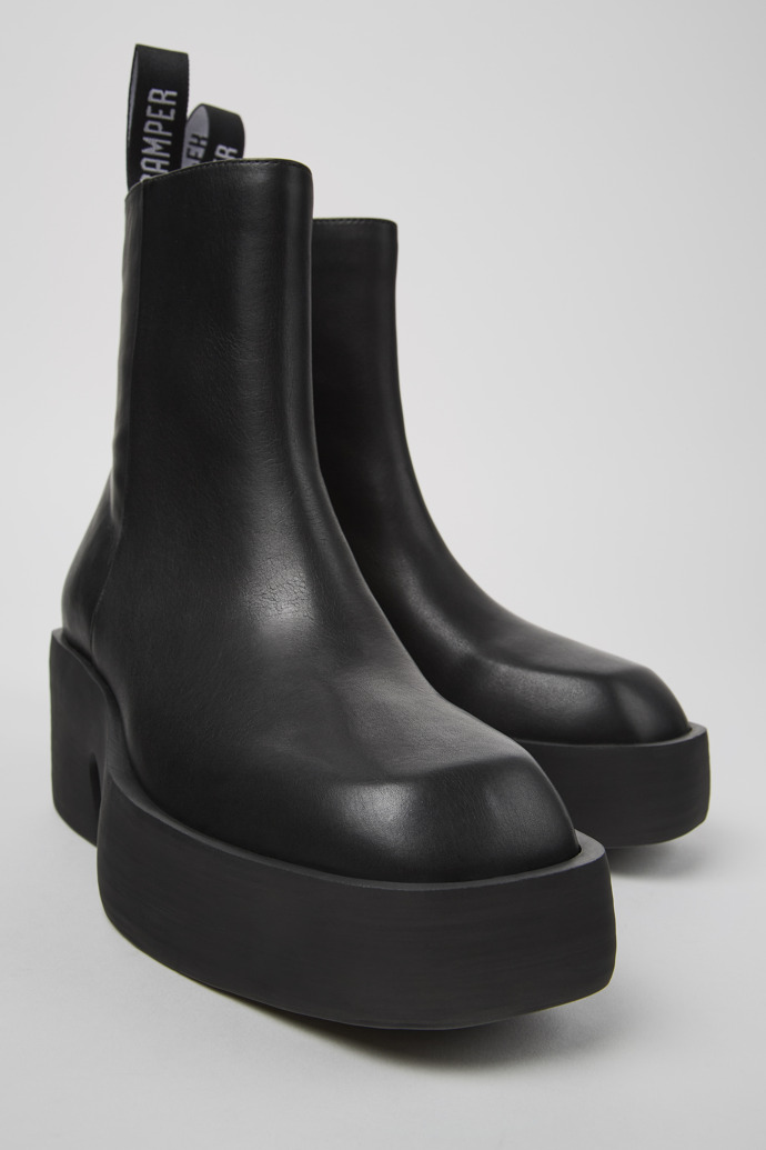 Camper Billie - Schwarze Lederstiefelette für Damen.