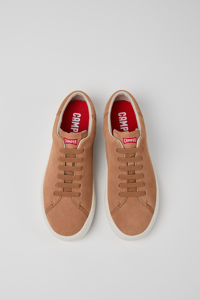 Camper Peu Touring - Nudefarbene Damensneaker aus Nubukleder.