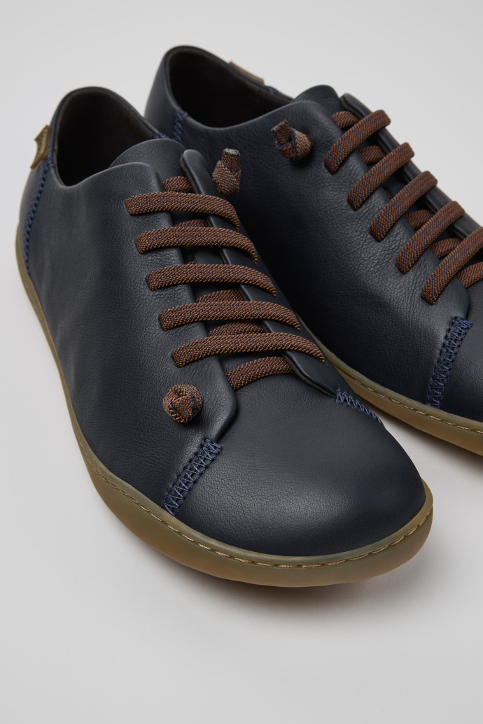Camper Peu - Blauer Herrenschuh aus Leder.