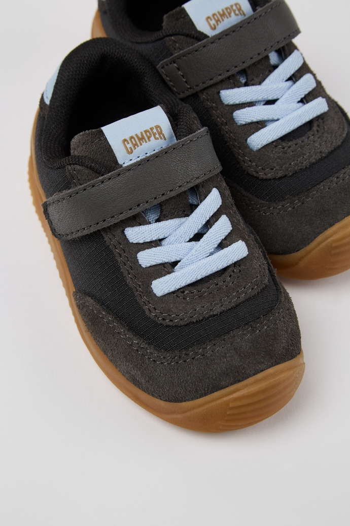 Camper Dadda - Schwarze Kindersneaker aus Textil und Nubukleder