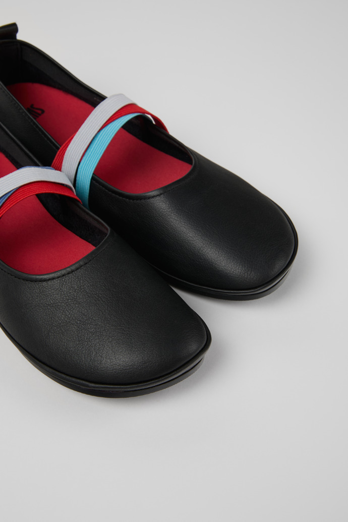 Camper Twins - Schwarze Lederballerinas und -mokassins für Damen.