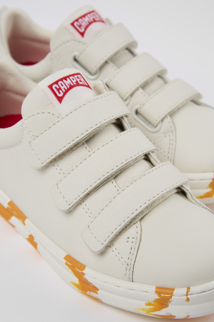Camper Runner - Weißer Ledersneaker