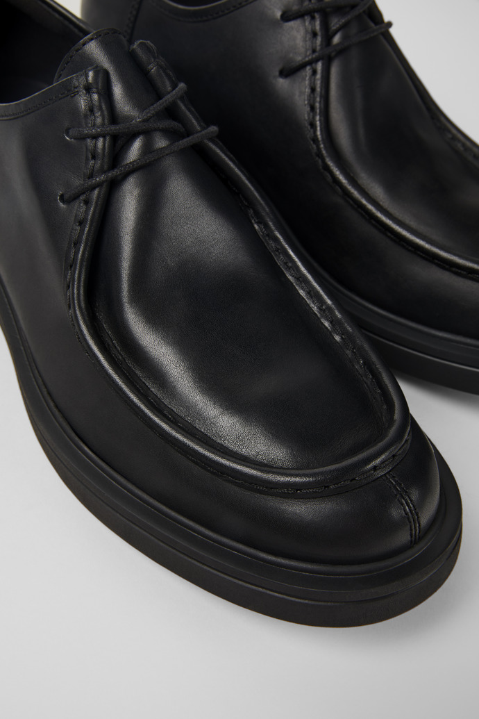 Camper Norman - Schwarzer Herrenschuh aus Leder.