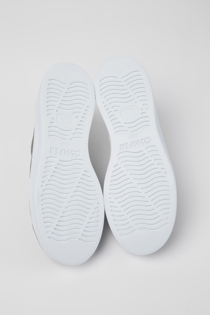 Camper Runner Up - Grauer Damensneaker aus Nubukleder