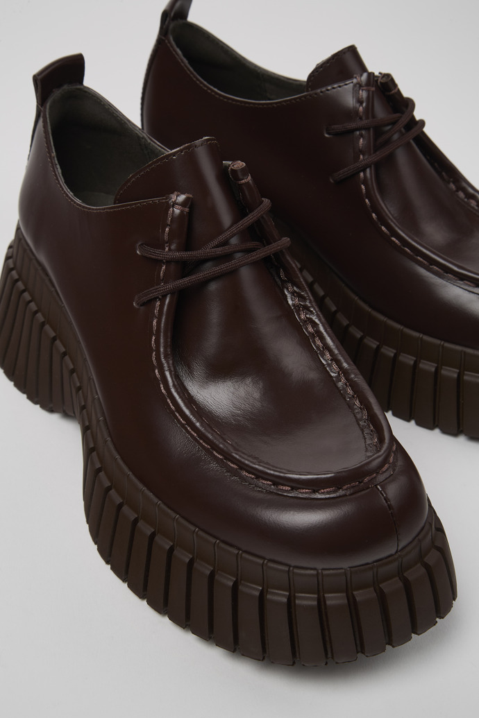 Camper BCN - Brauner Damenschuh aus Leder