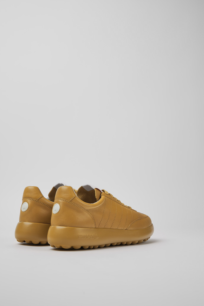 Camper Pelotas XLite - Brauner Ledersneaker für Damen