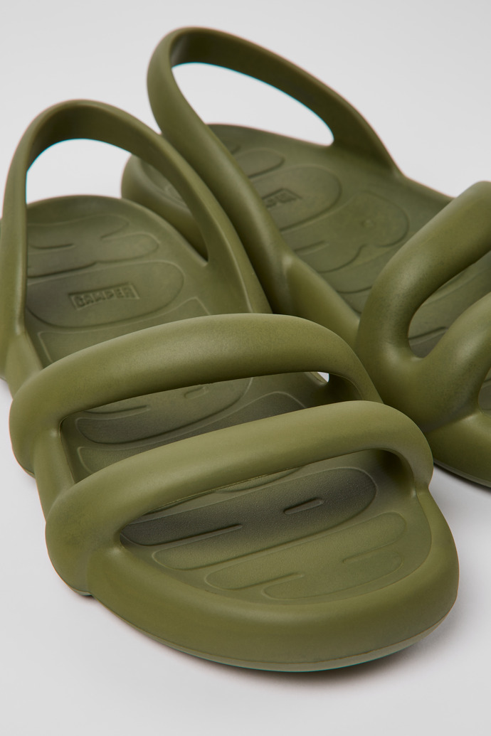 Camper Kobarah Flat - Grüne Unisex-Sandale