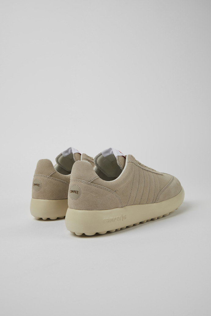 Camper Pelotas XLF - Beiger Damensneaker aus Nubukleder.