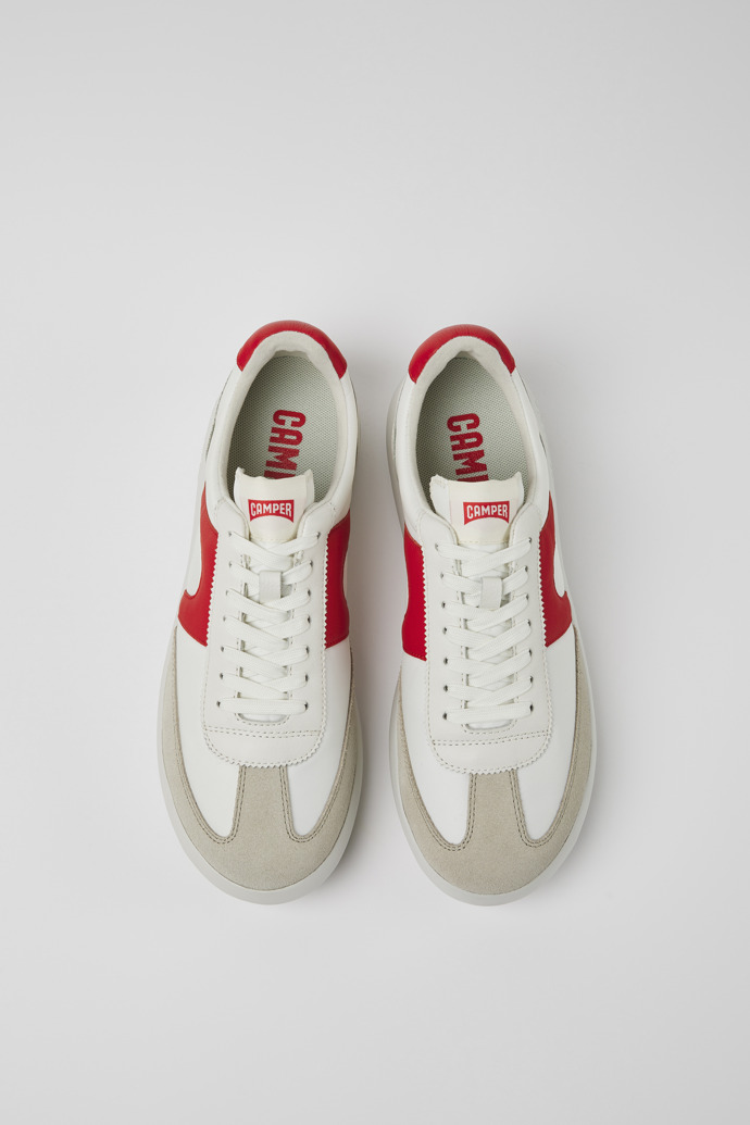 Camper Pelotas XLite - Weiß-roter Herrensneaker aus Leder und Textil