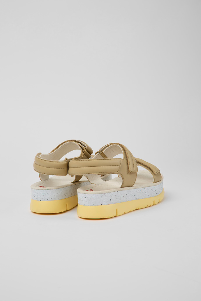 Camper Oruga Up - Beige Damensandale aus Leder