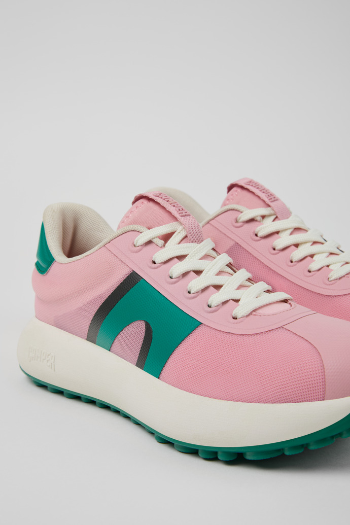 Camper Pelotas Athens - Mehrfarbige nahtlose Sneaker für Damen.