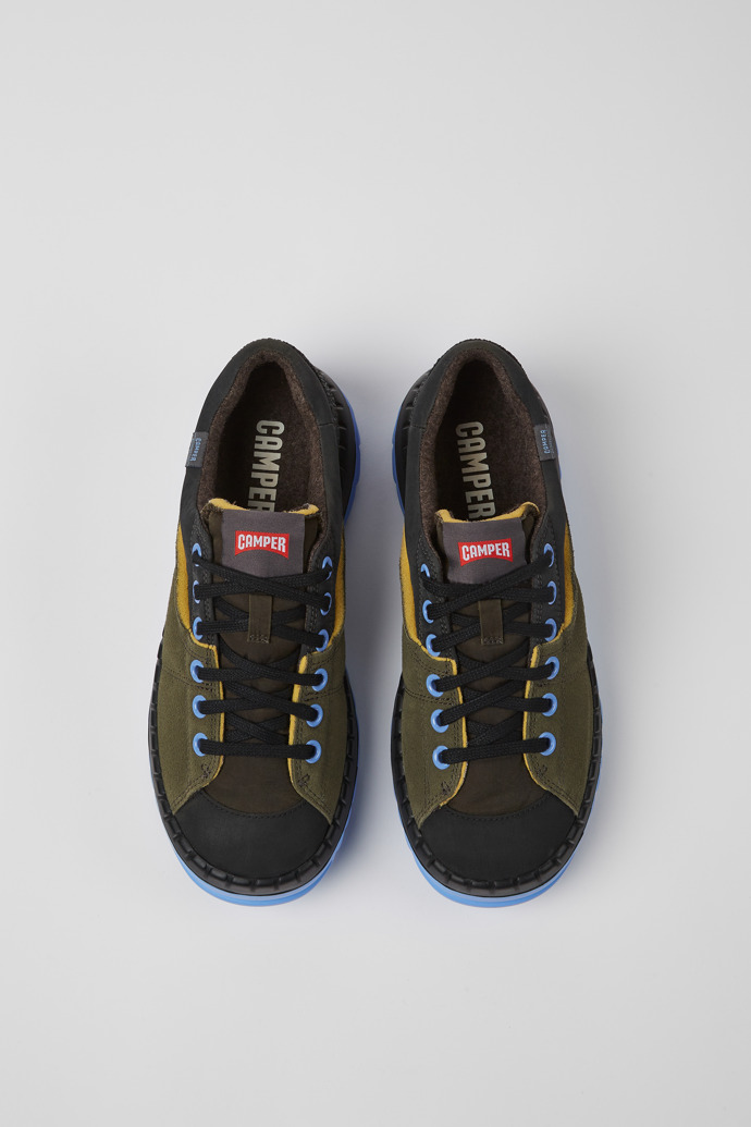 Camper Teix - Damenschuh aus Recycling-Textil in Grün und Grau