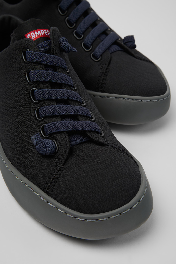 Camper Peu Touring - Schwarzer Damensneaker aus recyceltem PET.