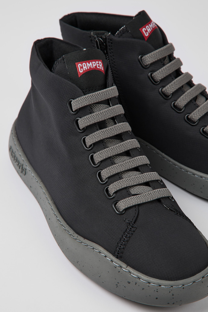Camper Peu Touring - Schwarze Sneaker-Boots aus Textil für Damen.