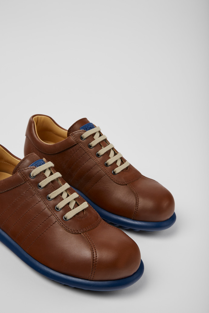 Camper Pelotas - Brauner Damenschuh aus Leder