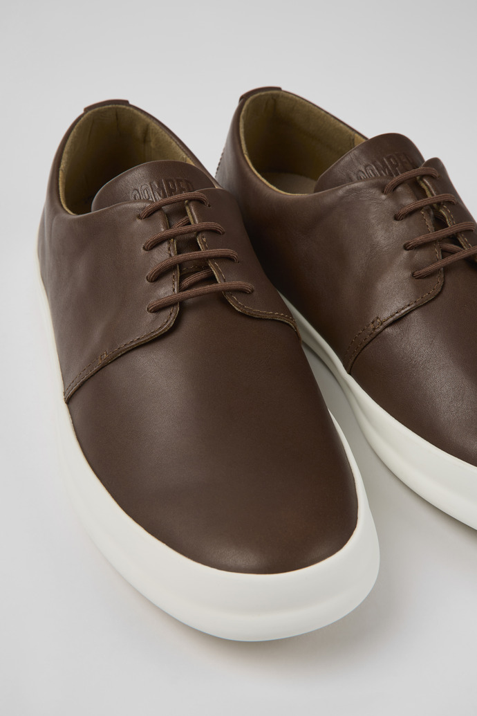 Camper Chasis - Brauner Lederschuh für Herren