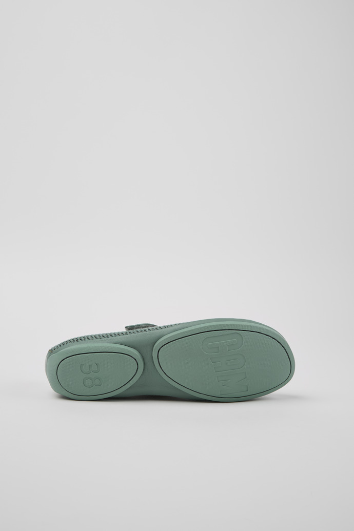 Camper Right - Grüne Damenmokassins aus TENCEL® Lyocell und Leder.