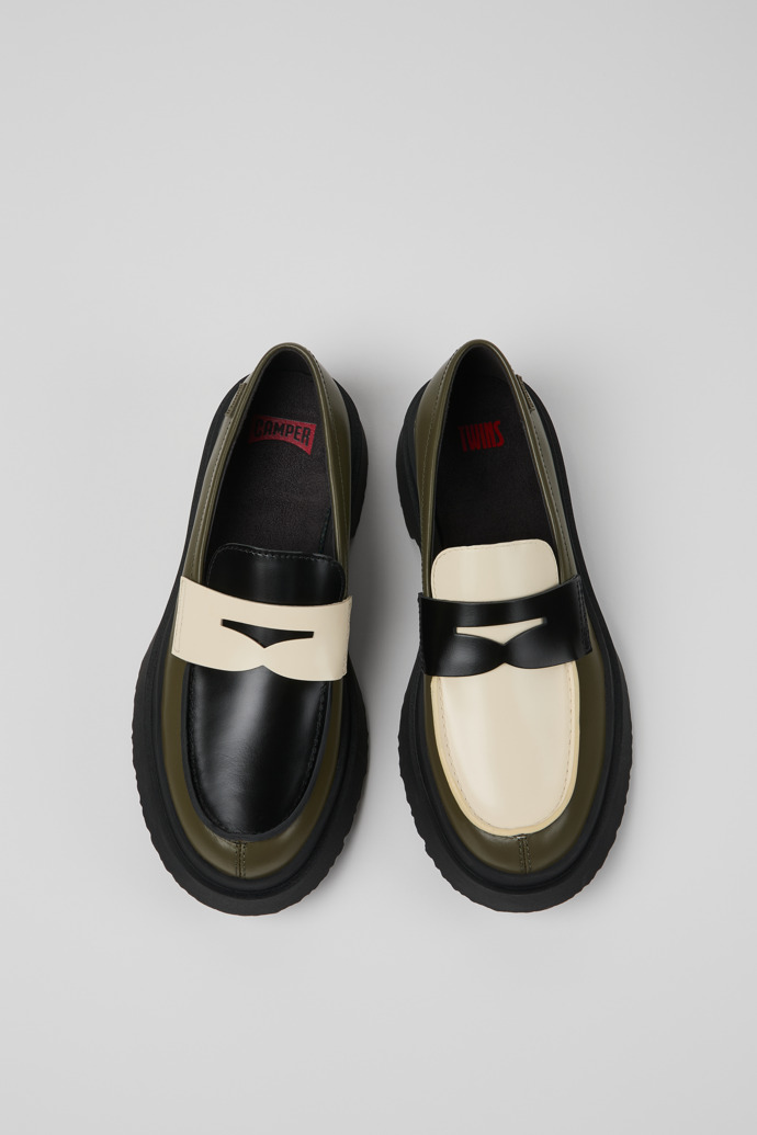Camper Twins - Mehrfarbige Lederballerinas/Mokassins für Damen.