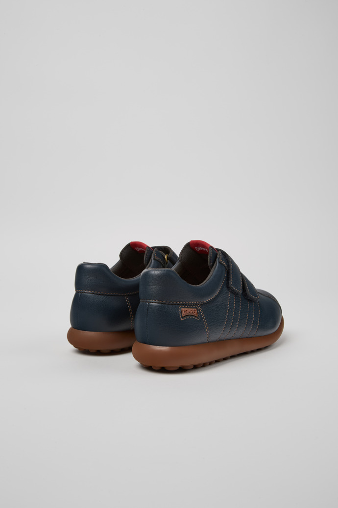 Camper Pelotas - Blauer Kinderschuh aus Leder und Textil.