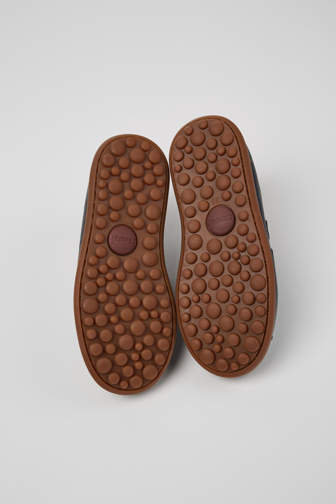 Camper Pelotas - Blauer Kinderschuh aus Leder und Textil.