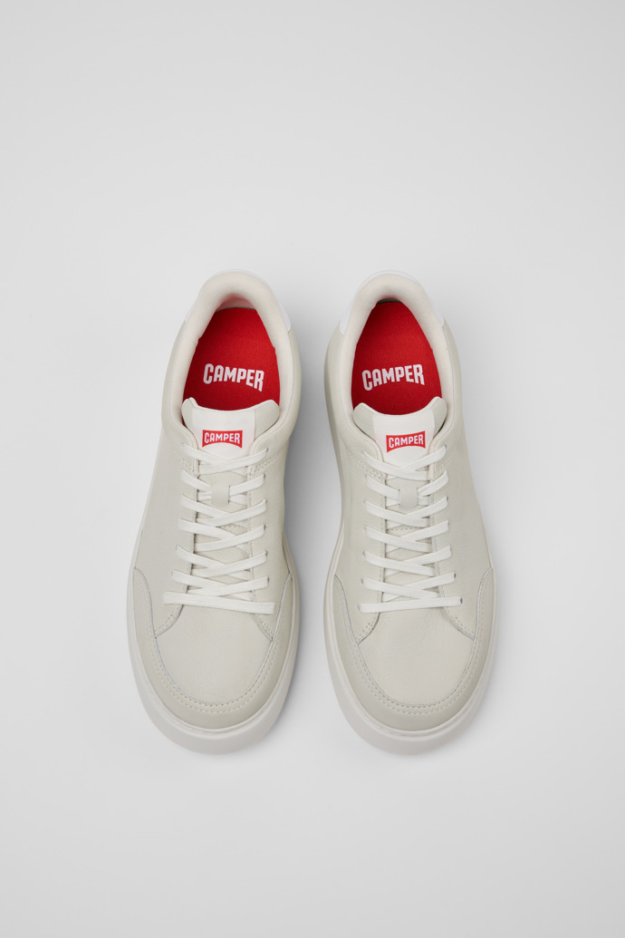 Camper Runner K21 - Weißer Herrensneaker aus Leder.