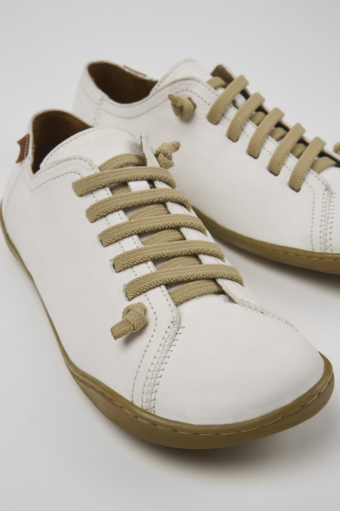 Camper Peu - Weißer Lederschuh für Damen