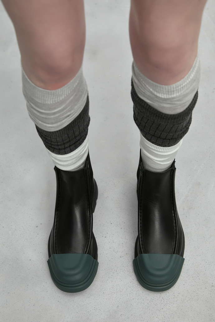 Camper Junction - Schwarzer Chelseastiefel für Damen aus Leder