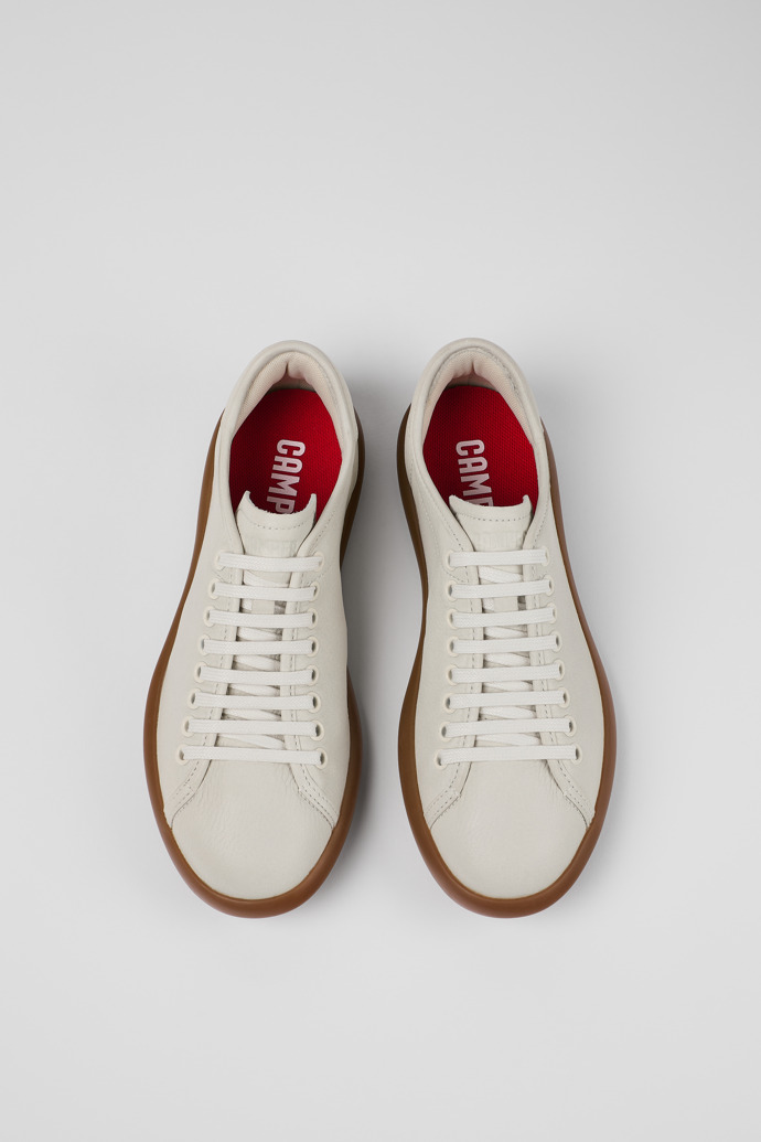 Camper Pelotas Soller - Weißer Damensneaker aus Leder.
