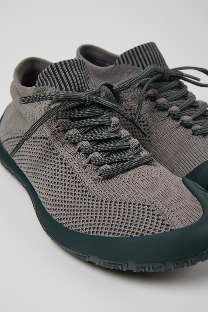 Camper Path - Grauer Damensneaker aus Textil