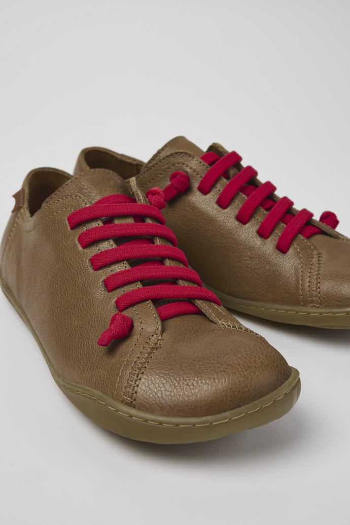 Camper Peu - Brauner Lederschuh für Damen