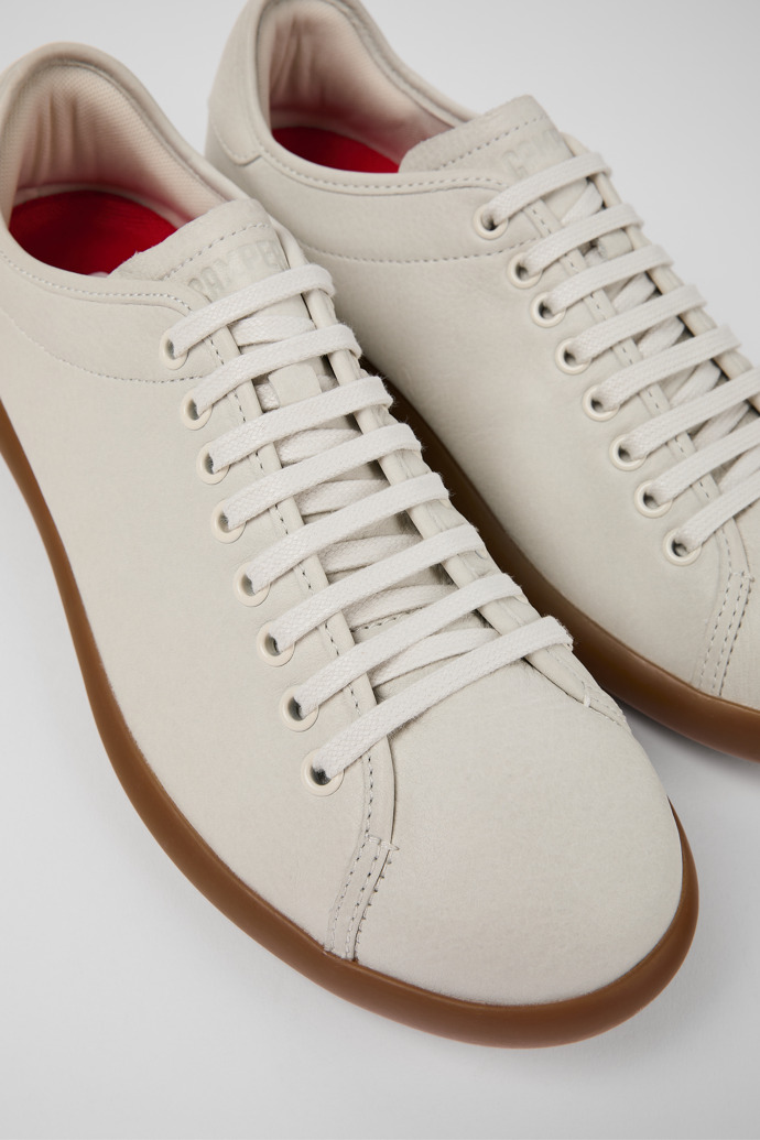 Camper Pelotas Soller - Weißer Herrensneaker aus Leder.