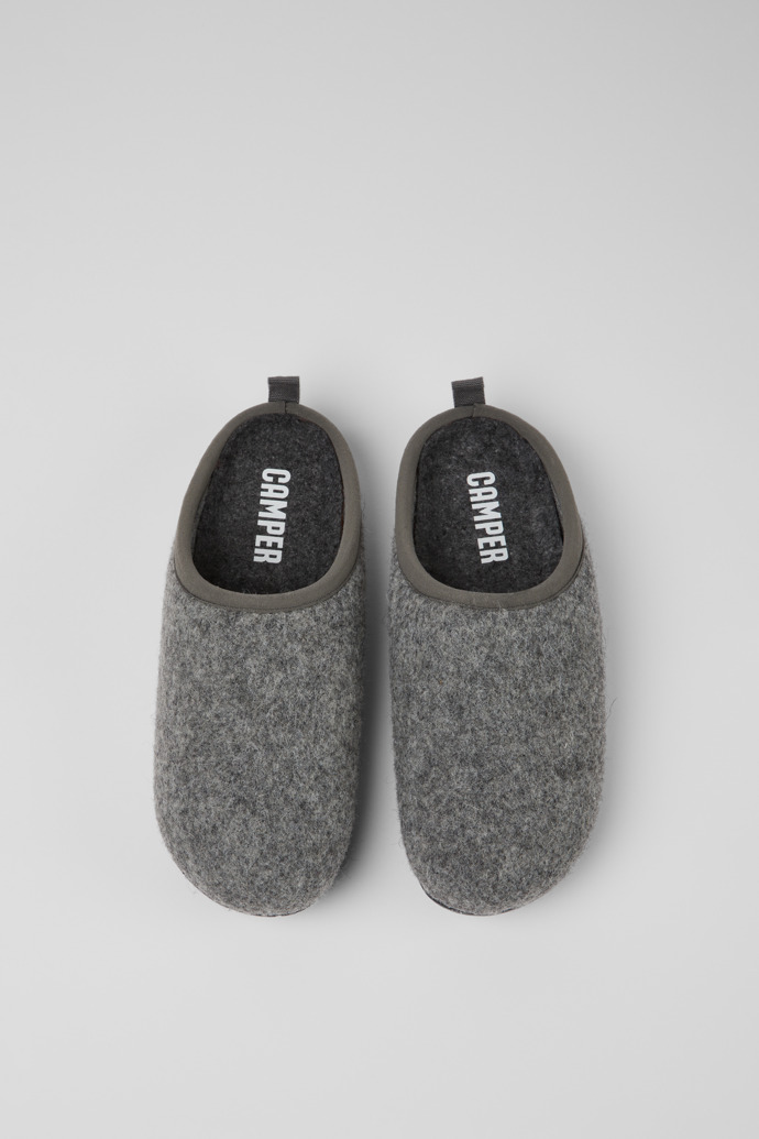 Camper Wabi - Graue Hausschuhe für Damen