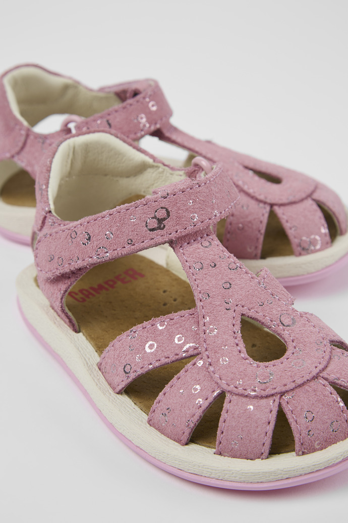 Camper Bicho - Rosafarbene Sandalen aus Nubukleder