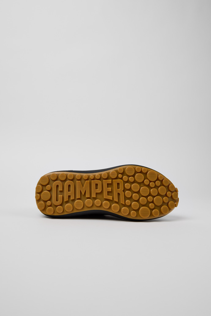 Camper Pelotas Athens - Schwarzer Damensneaker aus Leder.