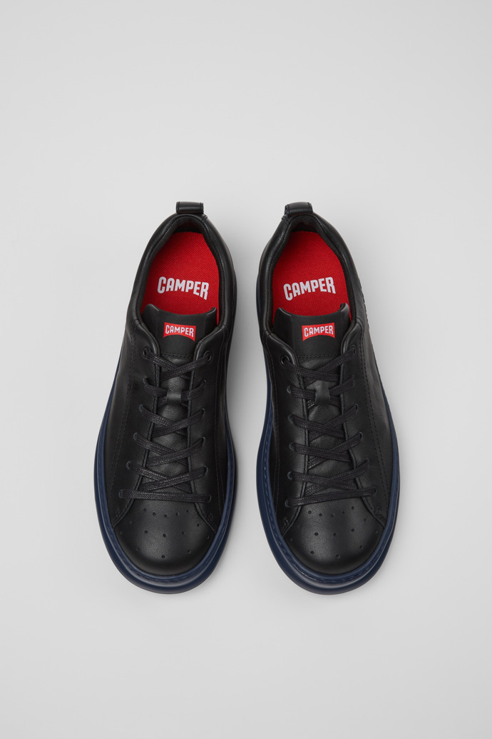 Camper Runner - Schwarzer Herrensneaker aus Leder.