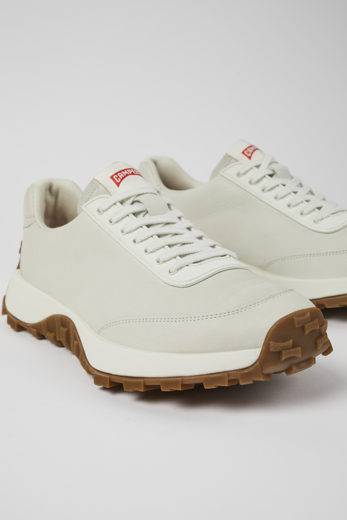 Camper Drift Trail - Weißer Herrensneaker aus Leder.
