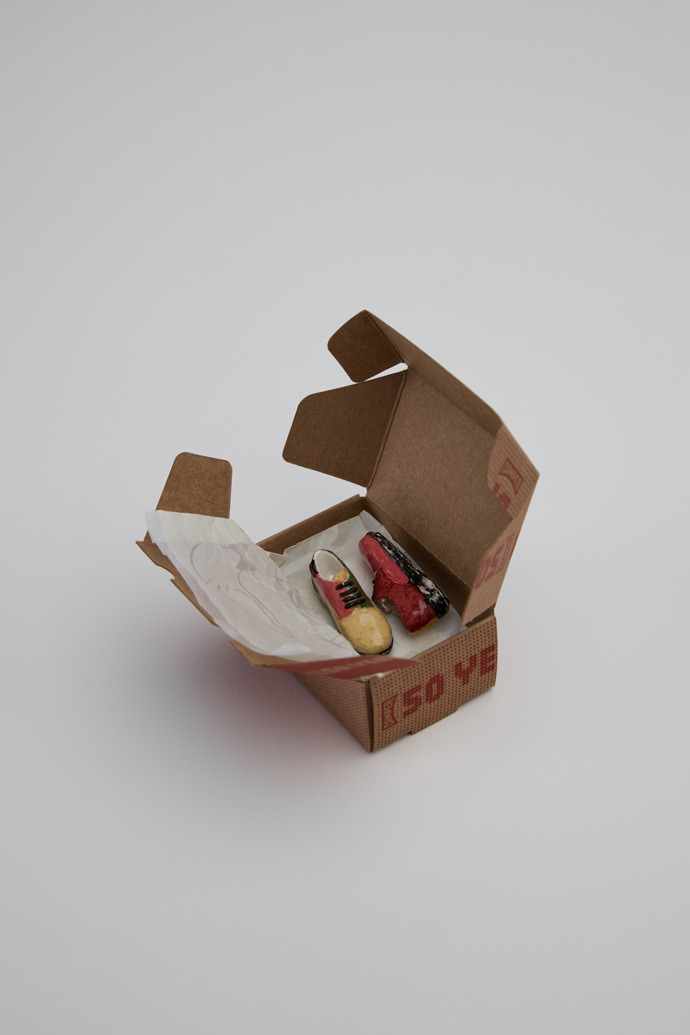 Camper Miniature TWINS Sculpture - Keramikschuh