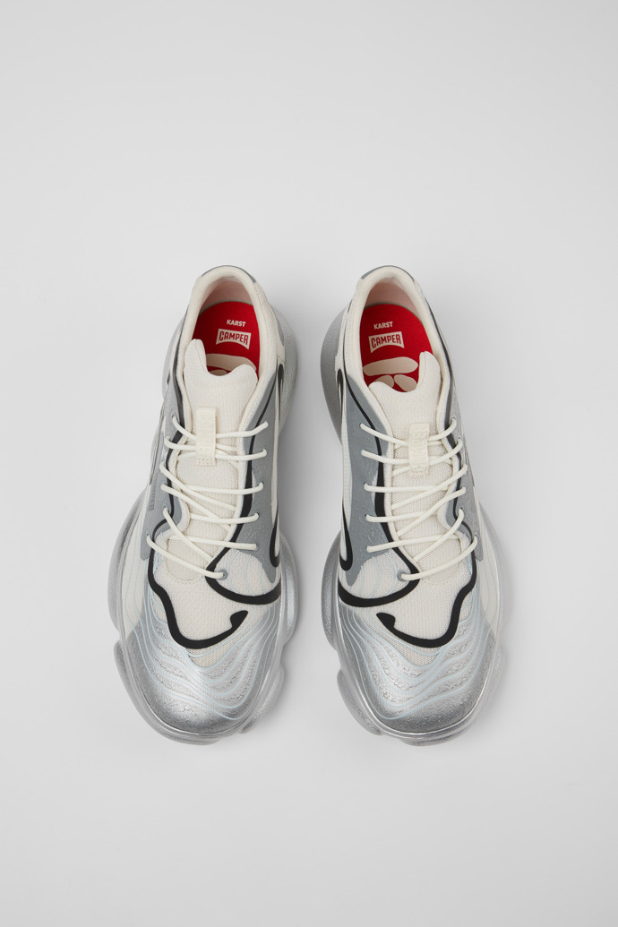 Camper Karst - Mehrfarbiger Herrensneaker aus Recycling-PET.