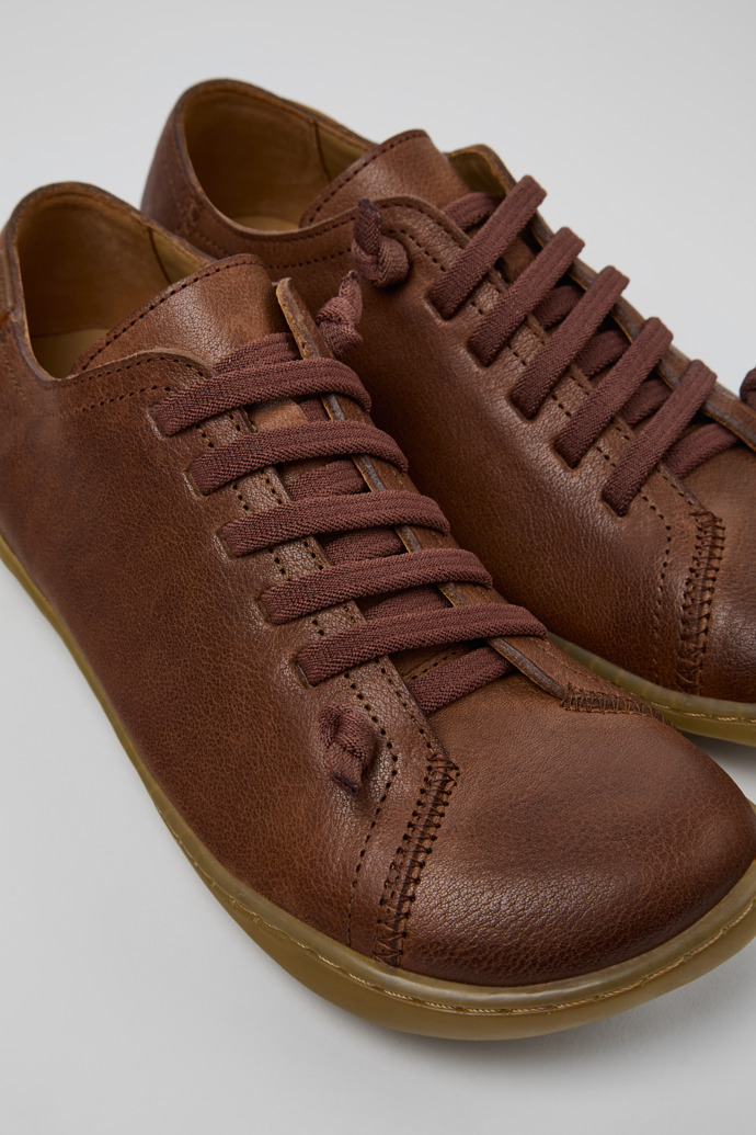 Camper Peu - Brauner Damenschuh aus Leder