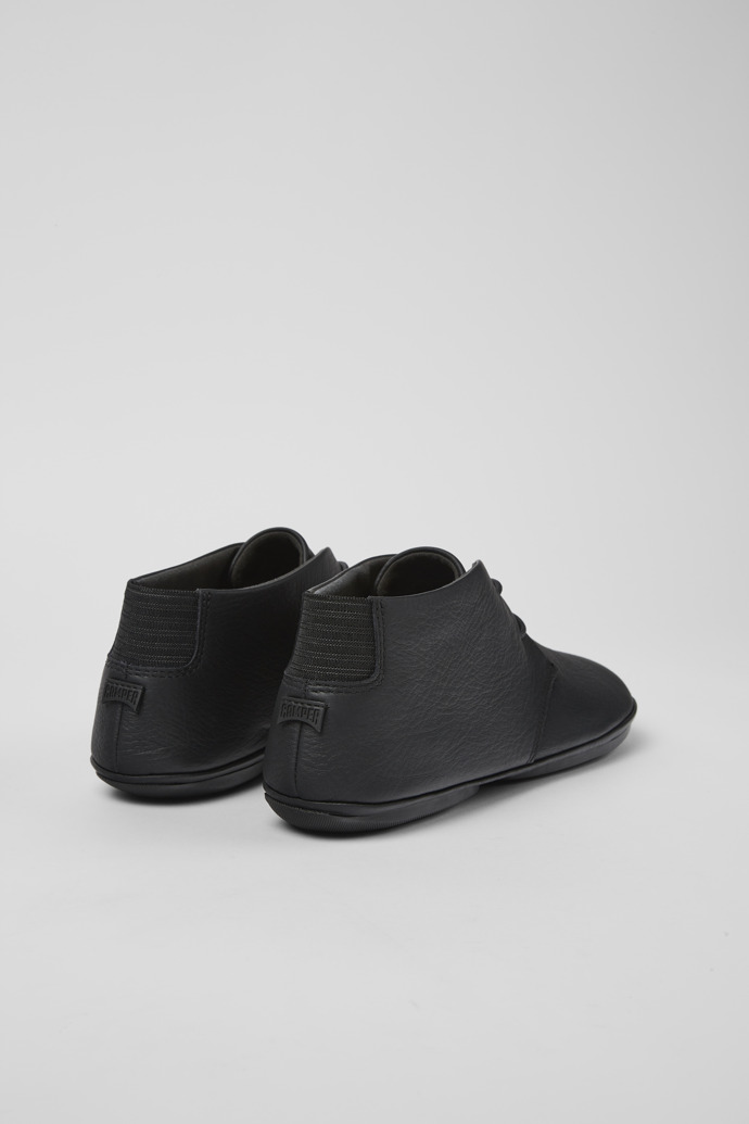 Camper Right Nina - Schwarze Lederstiefeletten für Damen.