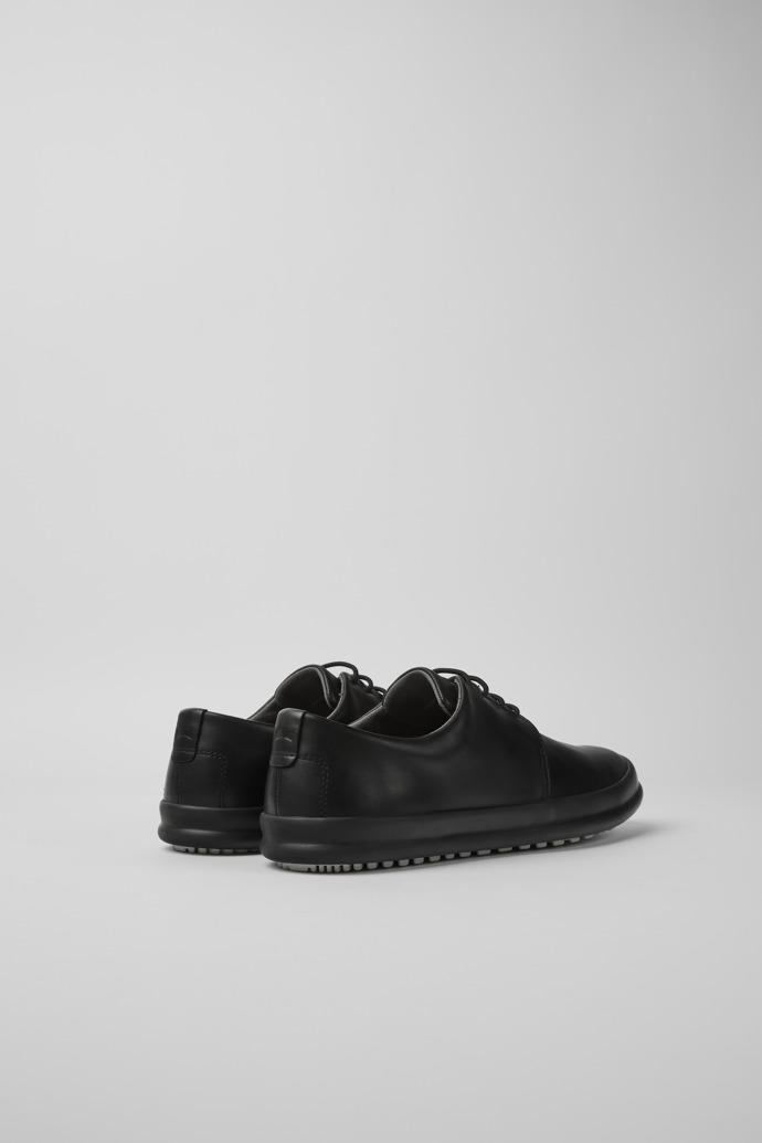 Camper Chasis - Schwarzer Herrenschuh aus Leder.