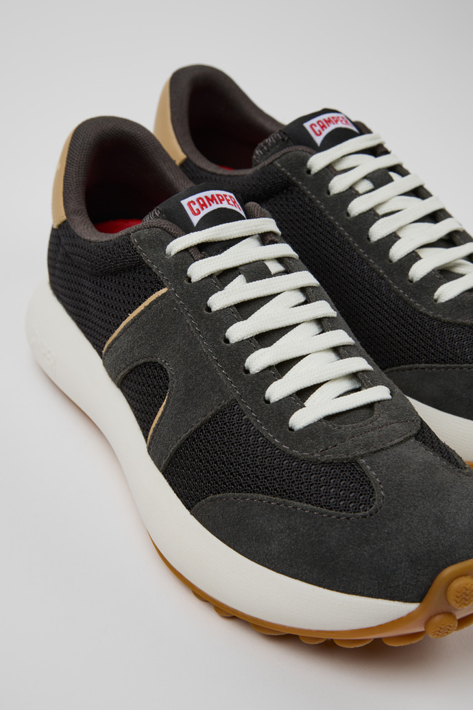 Camper Pelotas Athens - Mehrfarbige Damensneaker aus Recycling-PET und Nubukleder.