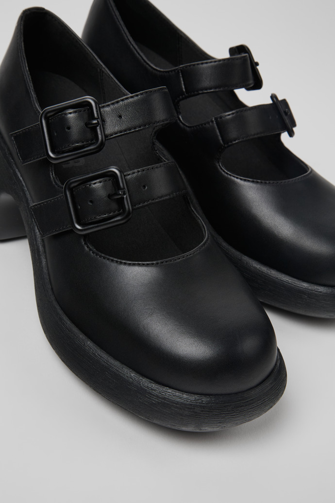 Camper Thelma - Schwarzer Damenschuh aus Leder.