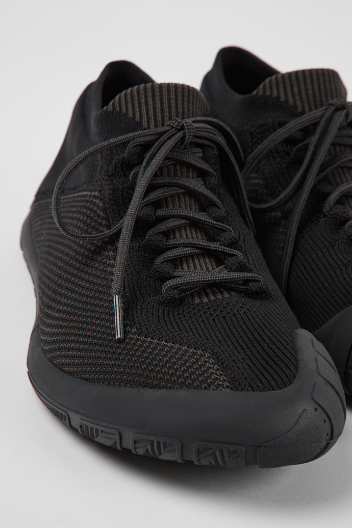 Camper Path - Schwarzer Herrenschuh aus Textil