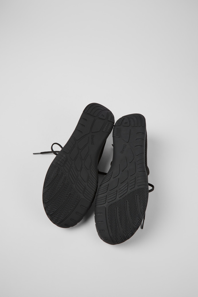 Camper Path - Schwarzer Herrenschuh aus Textil