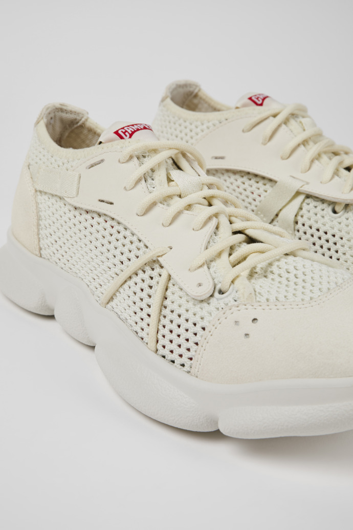 Camper Karst - Weißer Damensneaker aus TENCEL™ und MIRIUM®